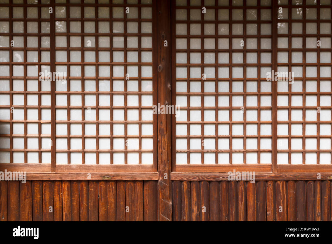 Typische japanische Tür in Papier und Holz Stockfoto