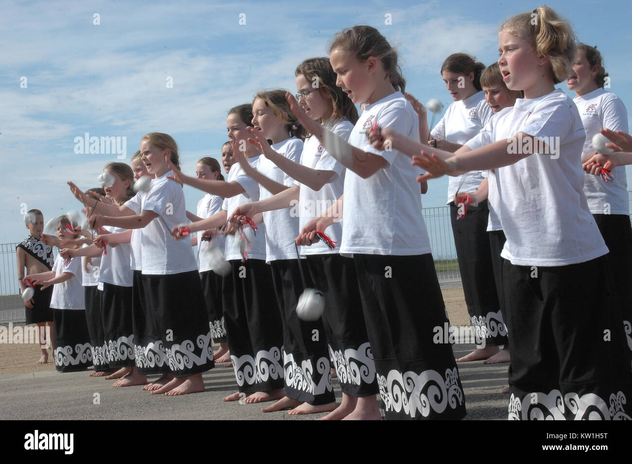 Schule führen Kinder traditionellen Tanz, Neuseeland Stockfoto