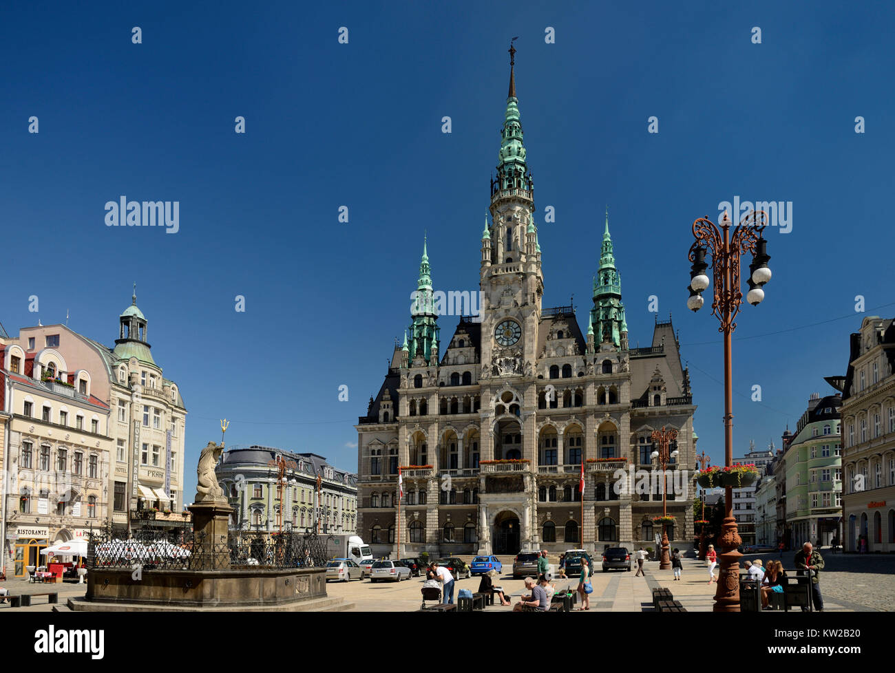 Liberec, Rathaus auf dem Platz Dr. Edvarda Bene??e, Rathaus mit dem Platz Dr. Edvarda Beneše Stockfoto