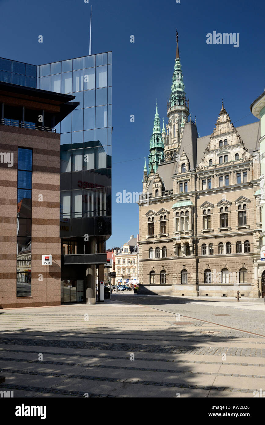 Liberec, Neubau Commerzbank und Rathaus, Neubau der Commerzbank und Rathaus Stockfoto