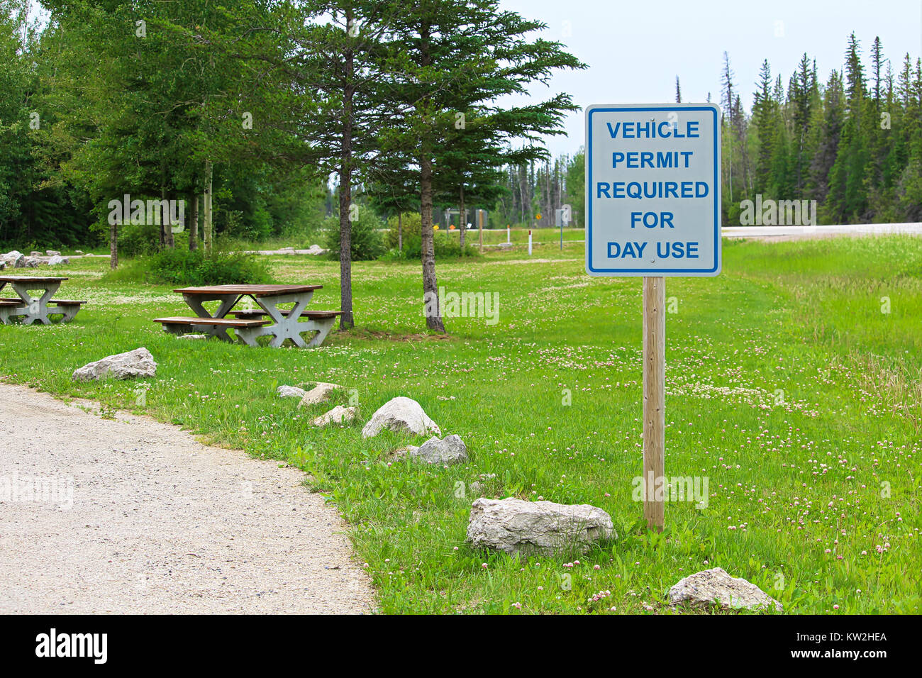 Ein Fahrzeug für Tag Zeichen erforderlich. Stockfoto