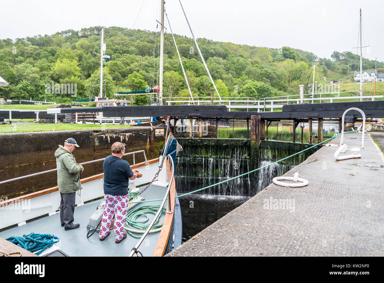 Crinan/Schottland - 24. Mai 2017: Das Schiff Ozean Juwel an der Schlösser anreisen Stockfoto