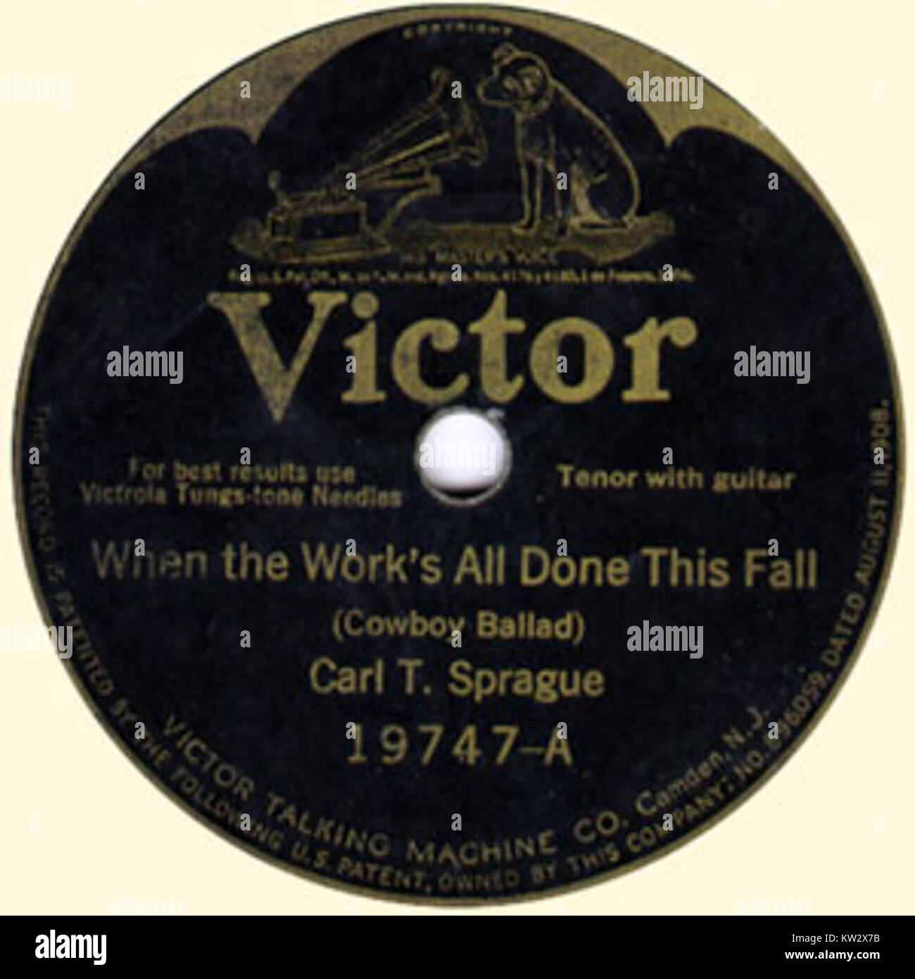When the Work's All Done This Fall ist ein Song des US-amerikanischen Sängers John Denver, der 1974 veröffentlicht wurde. Der Track reflektiert Themen der Arbeit, Jahreszeiten und den Verlauf der Zeit, die charakteristisch für Denvers Folk- und Country-Stil sind. Stockfoto