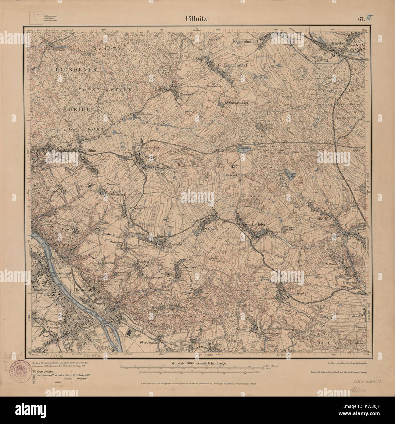 Die Karte TK25 Sachsen Messtischblatt 67 aus dem Jahr 1915 zeigt das Gebiet Pillnitz in Deutschland. Diese topografische Karte wurde für militärische und kartographische Zwecke während des Ersten Weltkriegs erstellt und spiegelt die detaillierten Vermessungstechniken der damaligen Zeit wider. Stockfoto