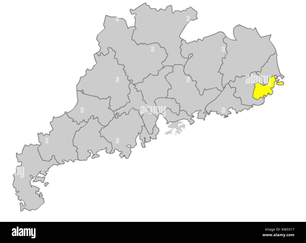 Diese Karte von Shantou, China, aus dem Jahr 2005 bietet geografische und städtische Details über das Layout und die Entwicklung der Stadt während dieser Zeit. Stockfoto