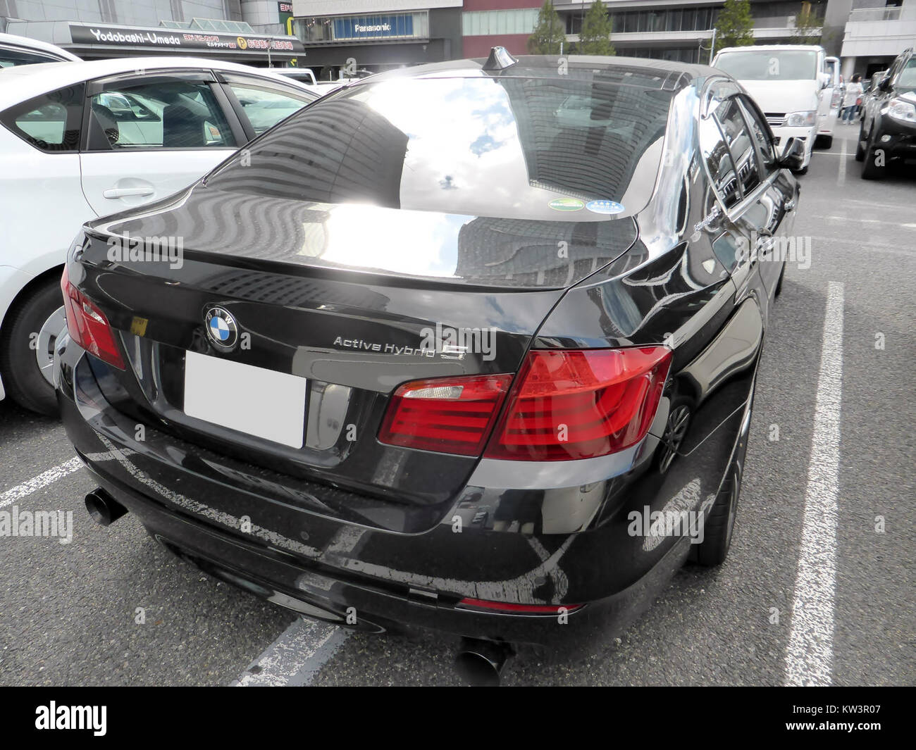 BMW ActiveHybrid 5 (F10) hinten Stockfoto