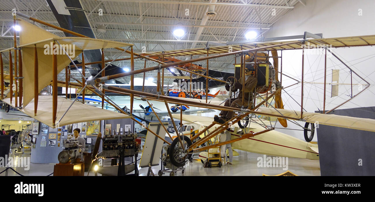 Das 1911 von Maupin Lanteri entworfene Black Diamond Aircraft wird im Hiller Aviation Museum in San Carlos, Kalifornien, ausgestellt und beleuchtet das Design und die Geschichte der frühen Luftfahrt. Stockfoto