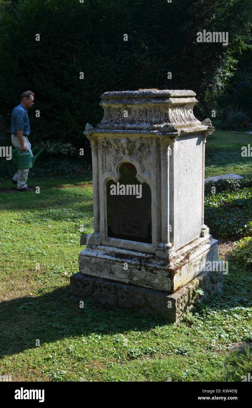 Bockenheim, Neuer Friedhof Grab 7 RH8 1 3 Ihlefeld (2) Stockfoto