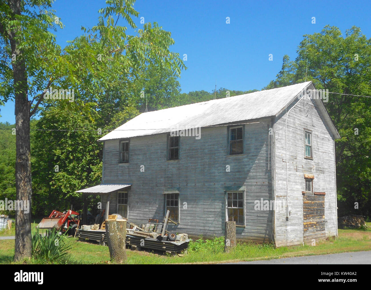 Big Cove Tannery ist ein Standort in Ayr Township im Fulton County, Pennsylvania. Es ist eine kleine, ländliche Gemeinde, die für ihre historische Siedlung und lokale Wahrzeichen bekannt ist. Stockfoto