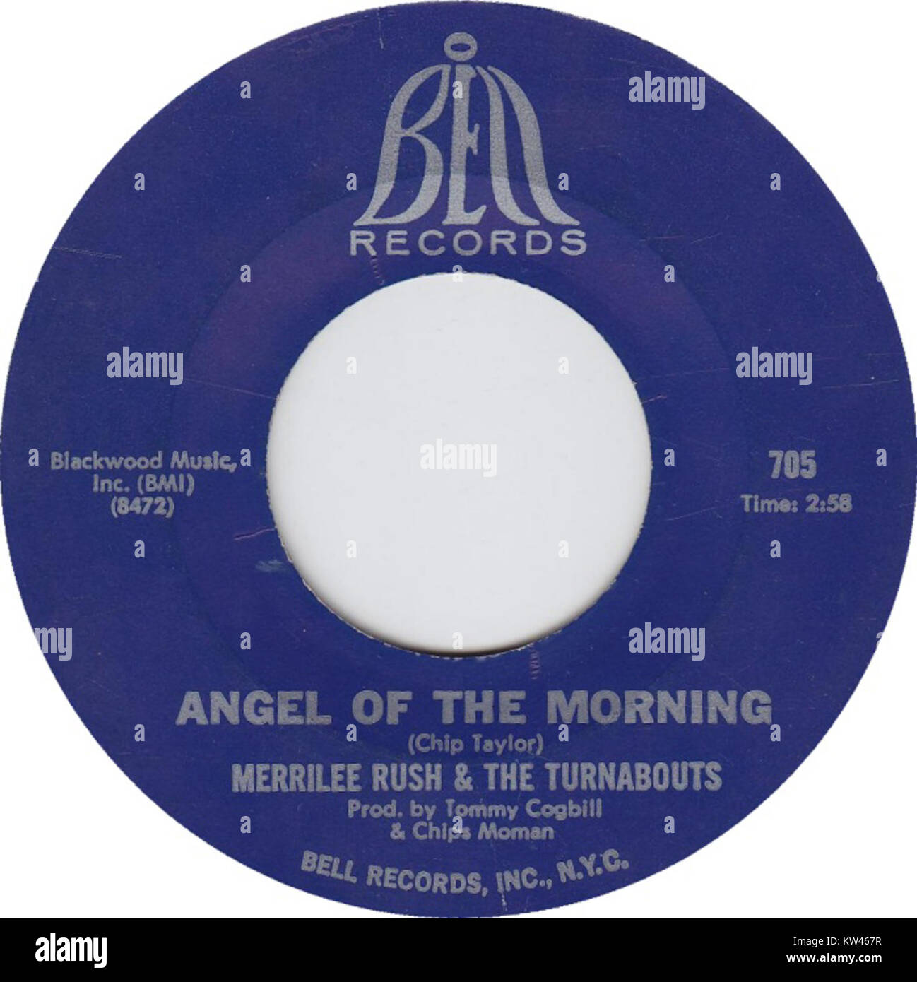 „Angel of the Morning“ von Merrilee Rush and the Turnabouts, veröffentlicht 1968, wurde zu einem Klassiker der Pop- und Soul-Genres. Das Lied ist bekannt für seinen melodischen Stil und seinen herzlichen Text, was es zu einer bedeutenden Veröffentlichung in der Musikszene der späten 1960er Jahre macht. Stockfoto