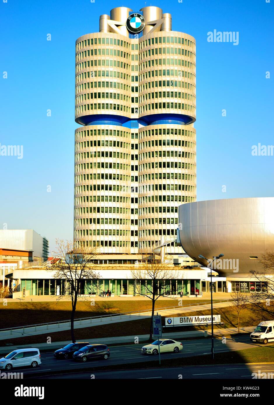 BMW-Zentrale in München Stockfoto