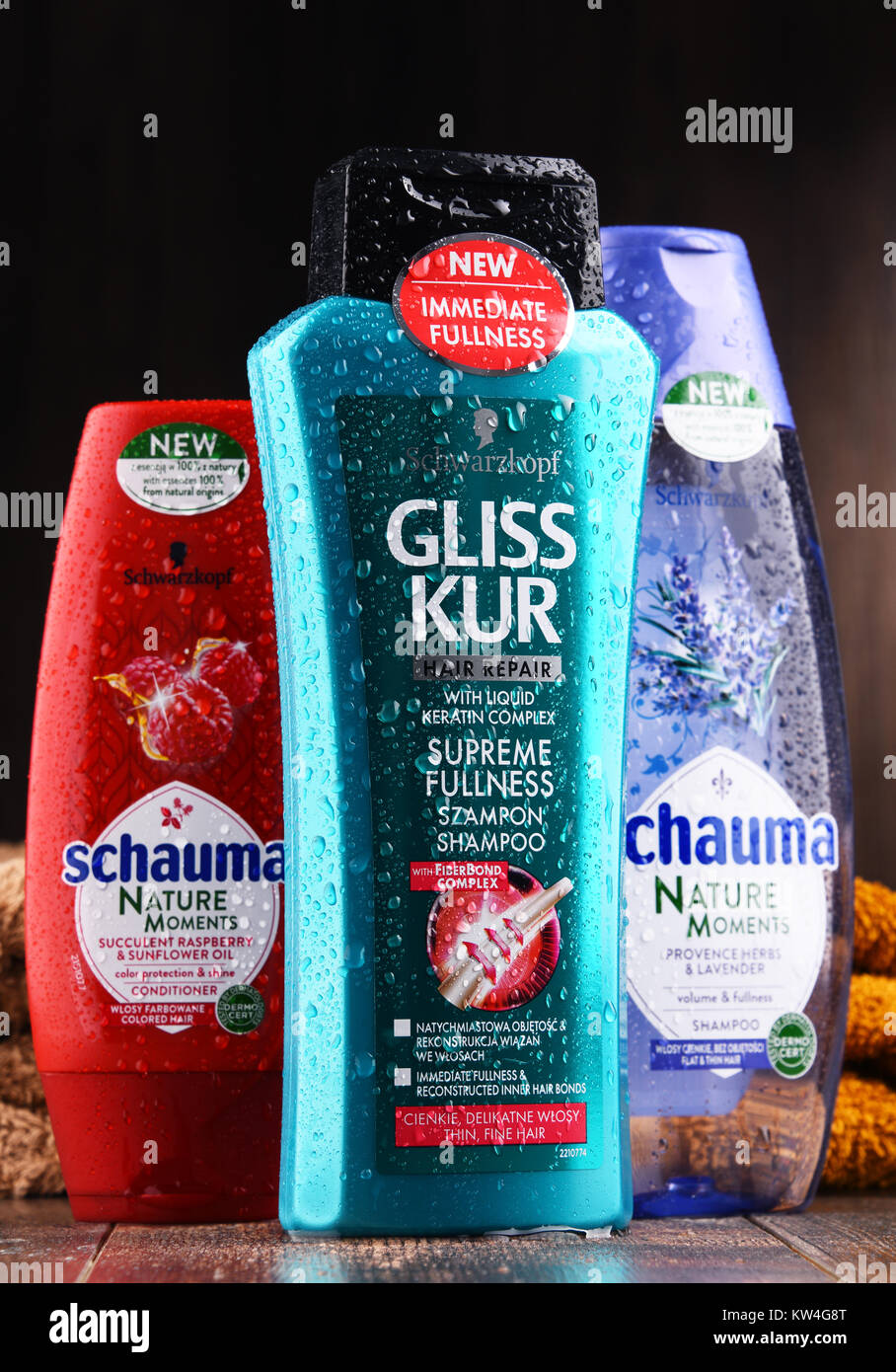 POZNAN, Polen - Dez 7, 2017: Flaschen von Schwarzkopf Produkte, populäre  Marke des ersten flüssigen Shampoo entwickelt von deutschen Chemiker Hans  Schwarzkopf in 1 Stockfotografie - Alamy