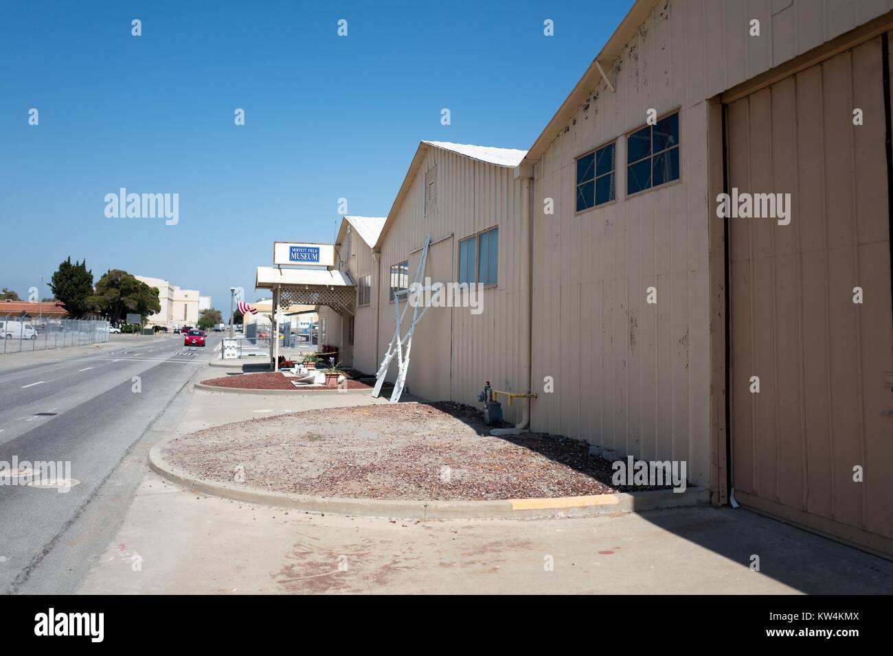 Moffett Field Museum im sicheren Bereich des NASA Ames Research Center Campus im Silicon Valley Town in Palo Alto, Kalifornien, 25. August 2016. Stockfoto