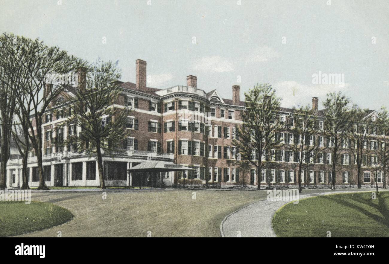 Postkarte von der Außenseite des Curtis Hotel in Nantucket, Massachusetts, 1914. Von der New York Public Library. Stockfoto