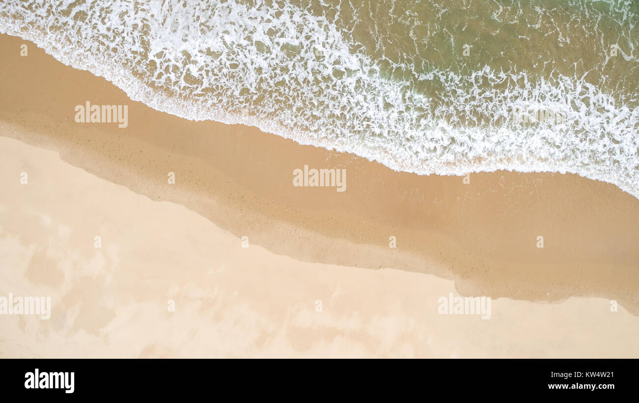 Bild von einer drohne von einem Strand in Montauk, New York Stockfoto