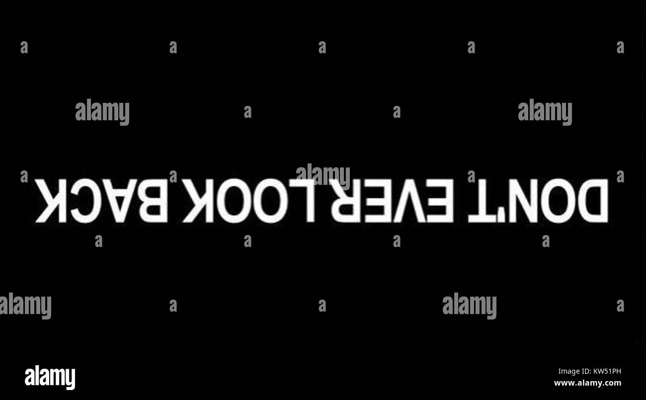 Teenage Dream ist ein Lied der US-amerikanischen Sängerin Katy Perry, das 2010 als dritte Single ihres dritten Studioalbums veröffentlicht wurde. Der Track erzielte weltweiten Erfolg, erreichte die Charts in mehreren Ländern und wurde zu einem der legendärsten Hits von Perry. Stockfoto