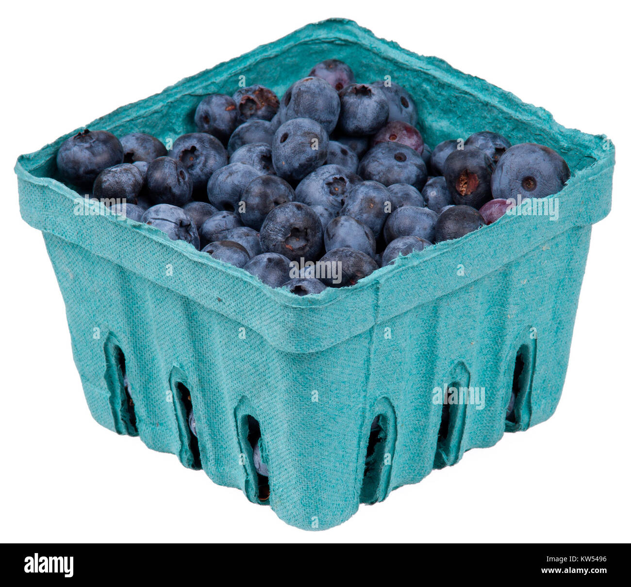 Dieses Bild zeigt frische Heidelbeeren, die zum Verkauf verpackt sind, und bietet einen Einblick in die Verpackung und Vermarktung von Früchten in kommerziellen Umgebungen. Heidelbeeren sind bekannt für ihre gesundheitlichen Vorteile, einschließlich Antioxidantien und Vitamine. Stockfoto