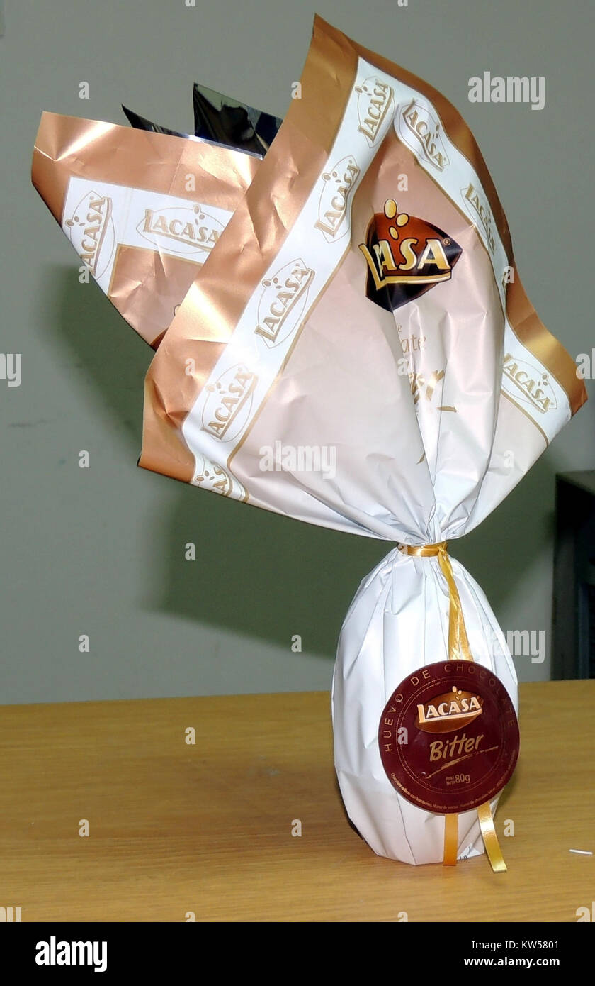 HuevodePascua, das auf Spanisch „Osterei“ genannt wird, wird mit Osterfeiern und -Traditionen in Verbindung gebracht. Die Veranstaltung am 16. März 2012 könnte sich auf eine Ostereierjagd beziehen, eine kulturelle Aktivität im Zusammenhang mit dem Osterfest, die weltweit mit verschiedenen Bräuchen und Aktivitäten gefeiert wird. Stockfoto