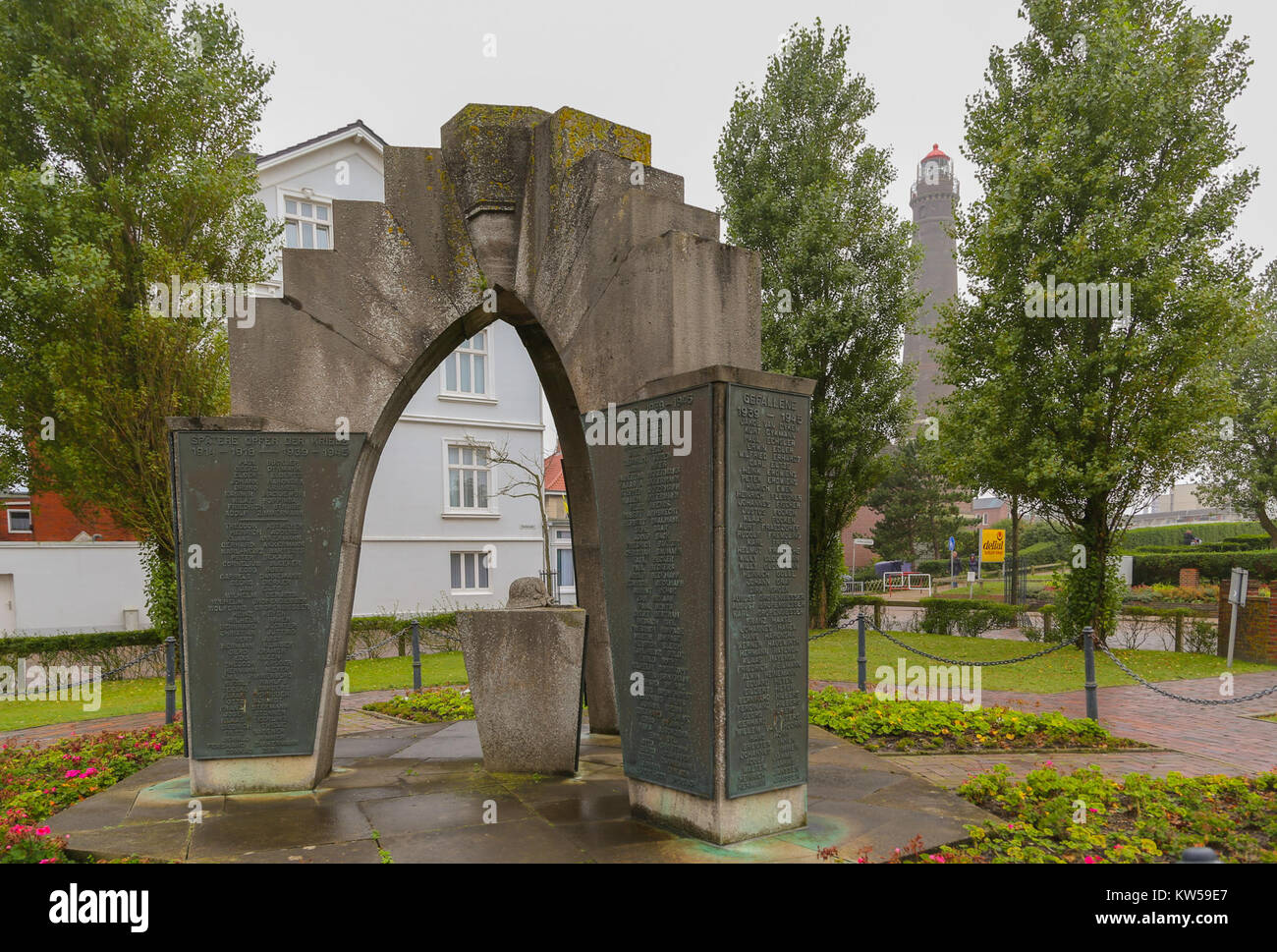 Das Kriegerdenkmal in Deutschland erinnert an Soldaten, die im Ersten Weltkrieg gekämpft haben. Das Denkmal erinnert feierlich an die Opfer des Krieges. Stockfoto