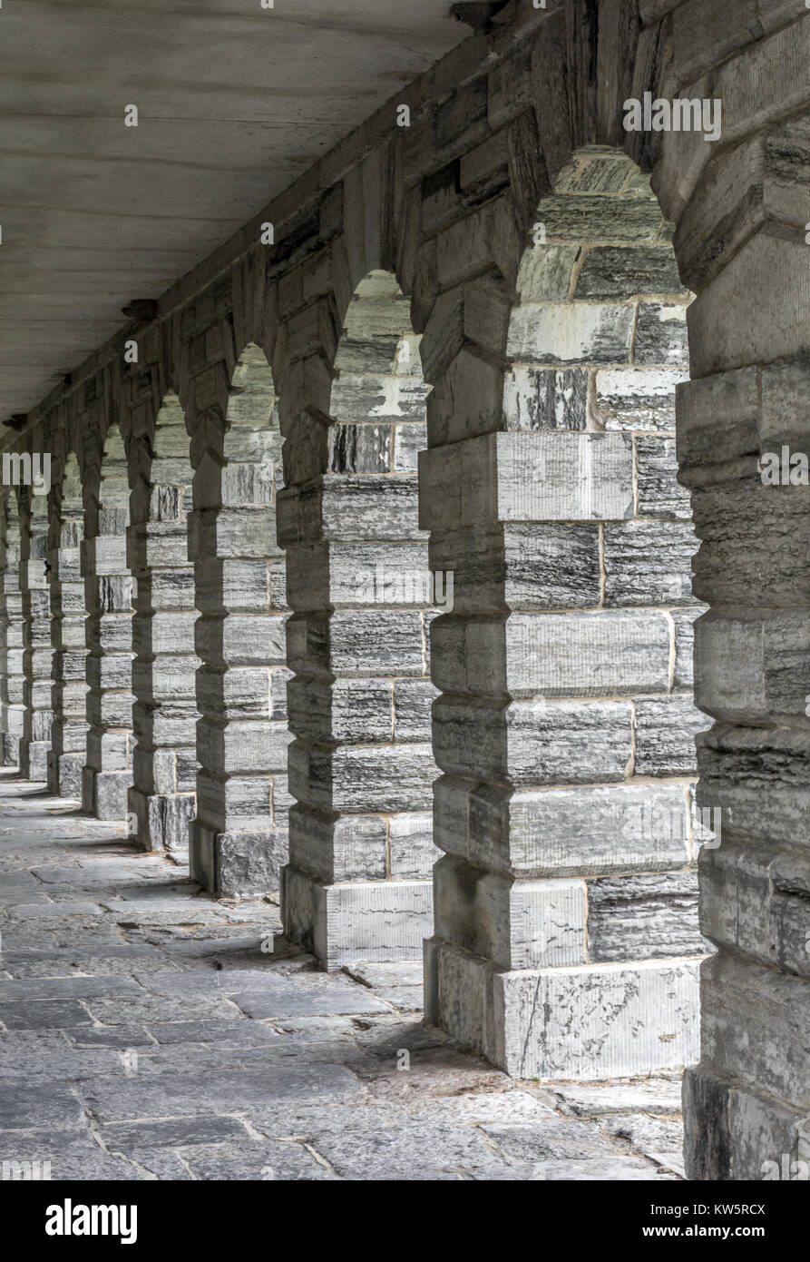 Arcihtectural Blick auf alten steinernen Bögen Stockfoto