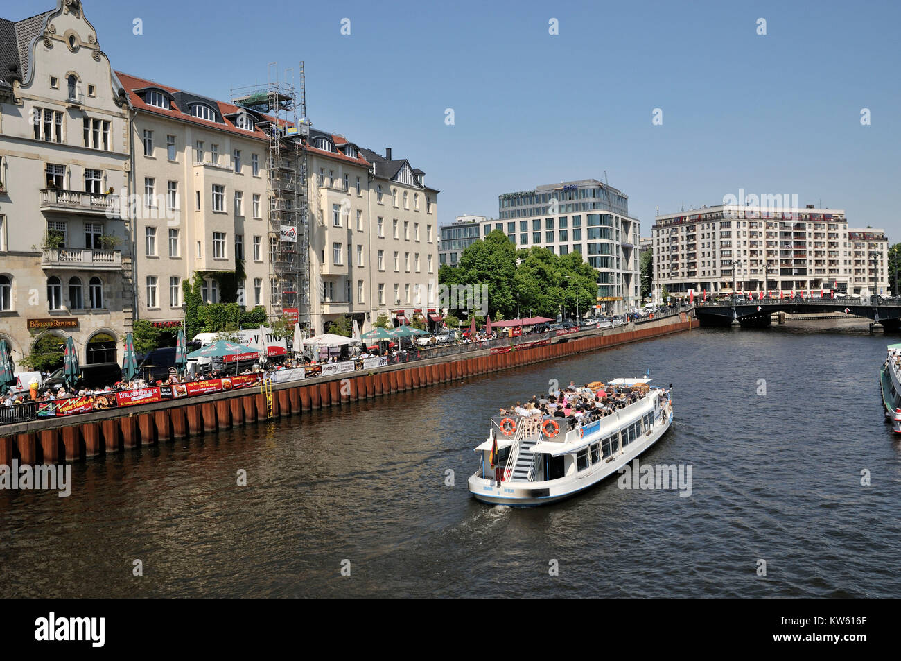 Freien Platz Gastronomie auf der Weide Dam Bridge, der Weidendammbruecke Freisitzgastronomie Stockfoto