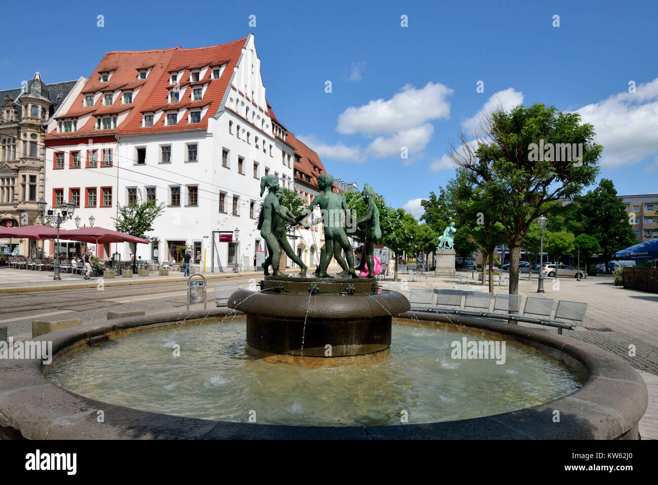 Sachsen, Zwickau, gut spielen Kinder in der Zentrale Markt, Sachsen, Brunnen am Hauptmarkt Spielende Kinder Stockfoto
