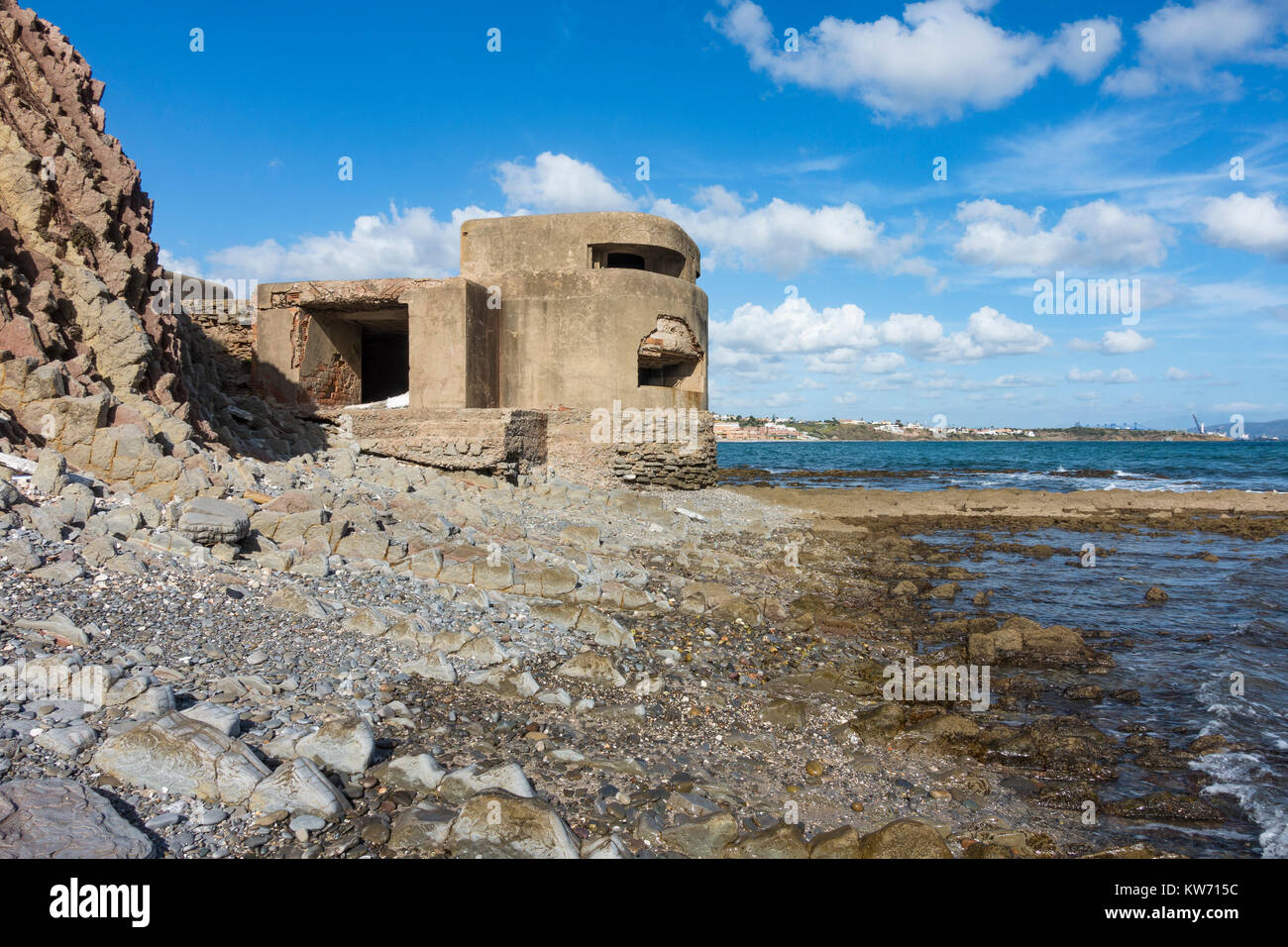 Weltkrieg 2 Bunker von Franco Zeit, an Getares, Algeciras, Andalusien, Spanien Stockfoto