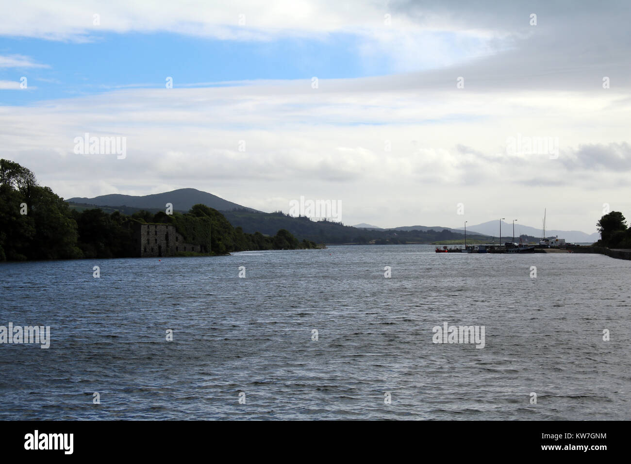Ein nebeliger Morgen mit Blick auf die Irische See Stockfoto