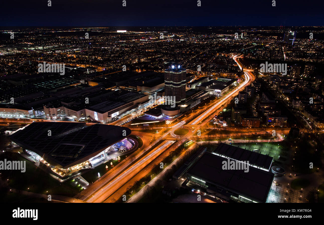 München nacht Panoramablick Antenne Stadtbild Blick mit hellen Lichtern Stockfoto