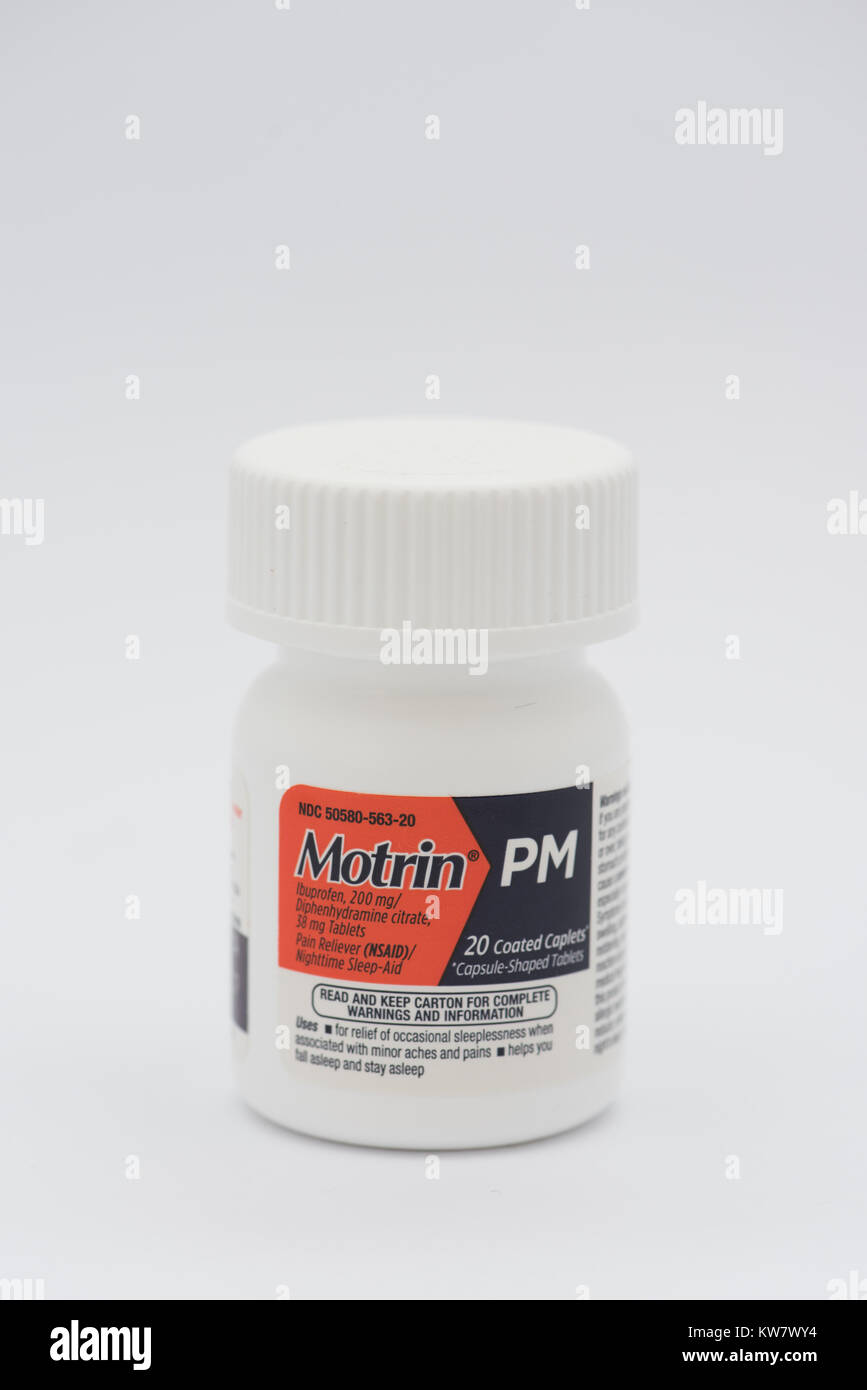Eine Flasche 20 beschichtete caplets von Motrin PM, eine Kombination aus 200 Mb ibprofen und 38 mg Diphenhydramin citrate für Schmerz- und Schlafmittel. Stockfoto
