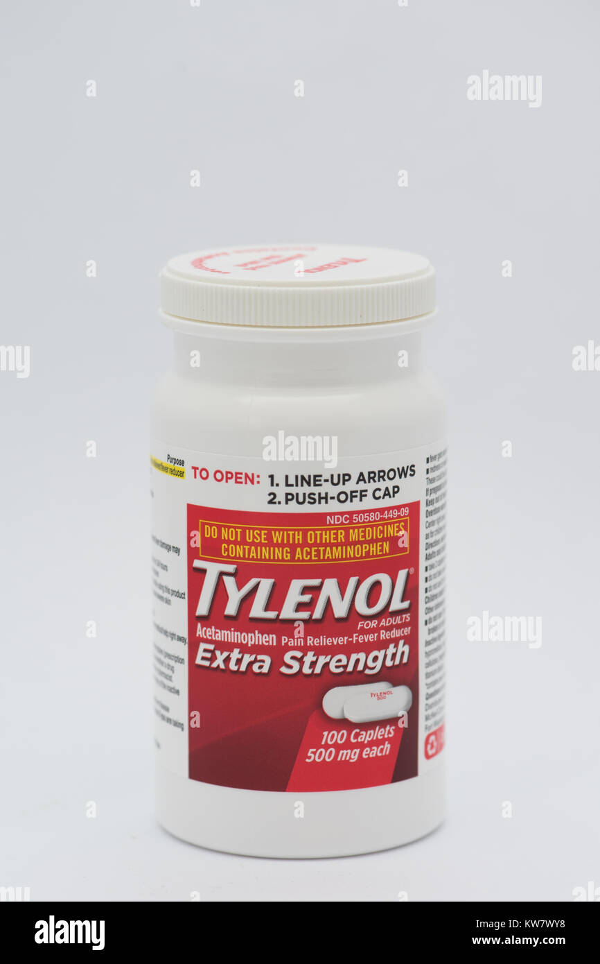 Ein Kind Nachweis plasticpill Flasche 100 Tylenol 500 mg Caplets, ein Schmerzmittel und Fieber Druckminderer über den Ladentisch erhältlich in den USA. Stockfoto