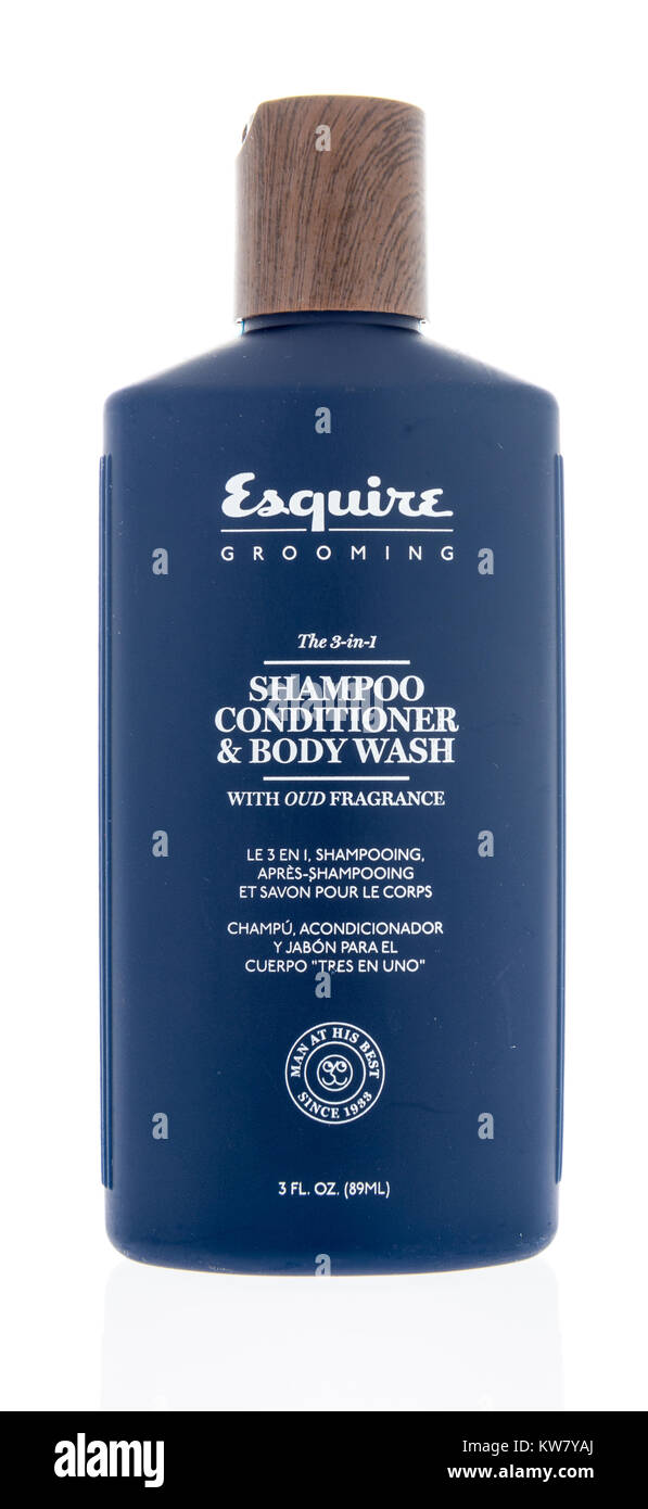 Winneconne, WI - 14. Dezember 2017: eine Flasche Esquire Pflege Shampoo Conditioner und Body Wash auf einem isolierten Hintergrund. Stockfoto