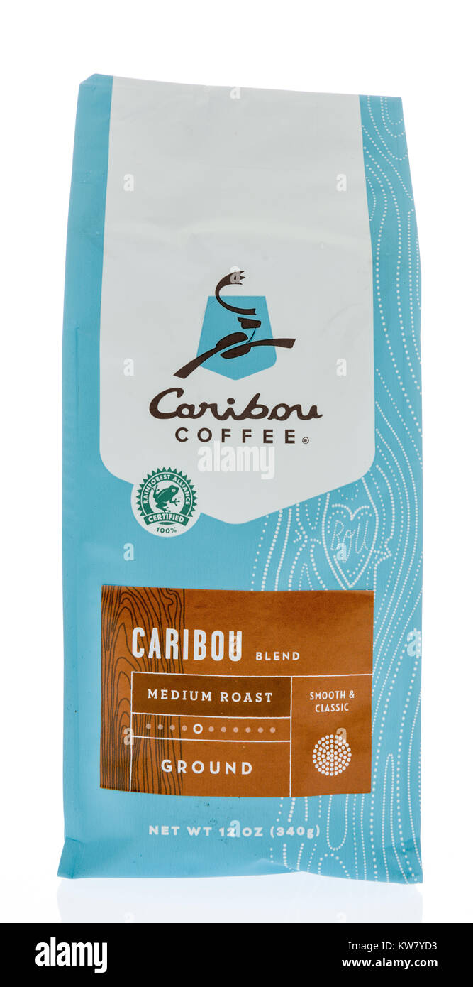 Winneconne, WI-27 Dez 2017: eine Tasche von Caribou Coffee auf einem isolierten Hintergrund. Stockfoto