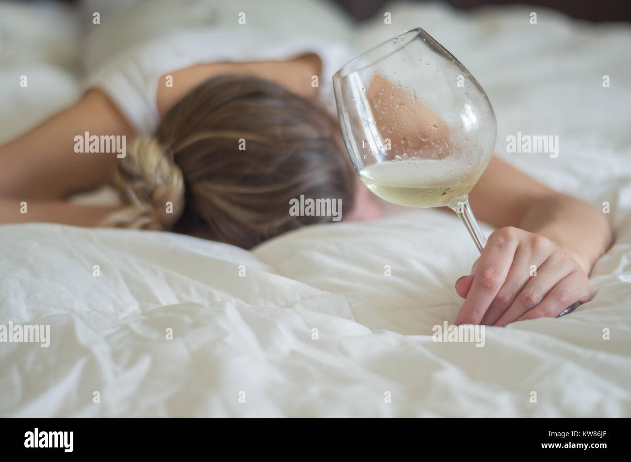 Geschäftsfrau Betrunken Fotos Und Bildmaterial In Hoher Auflösung Alamy 
