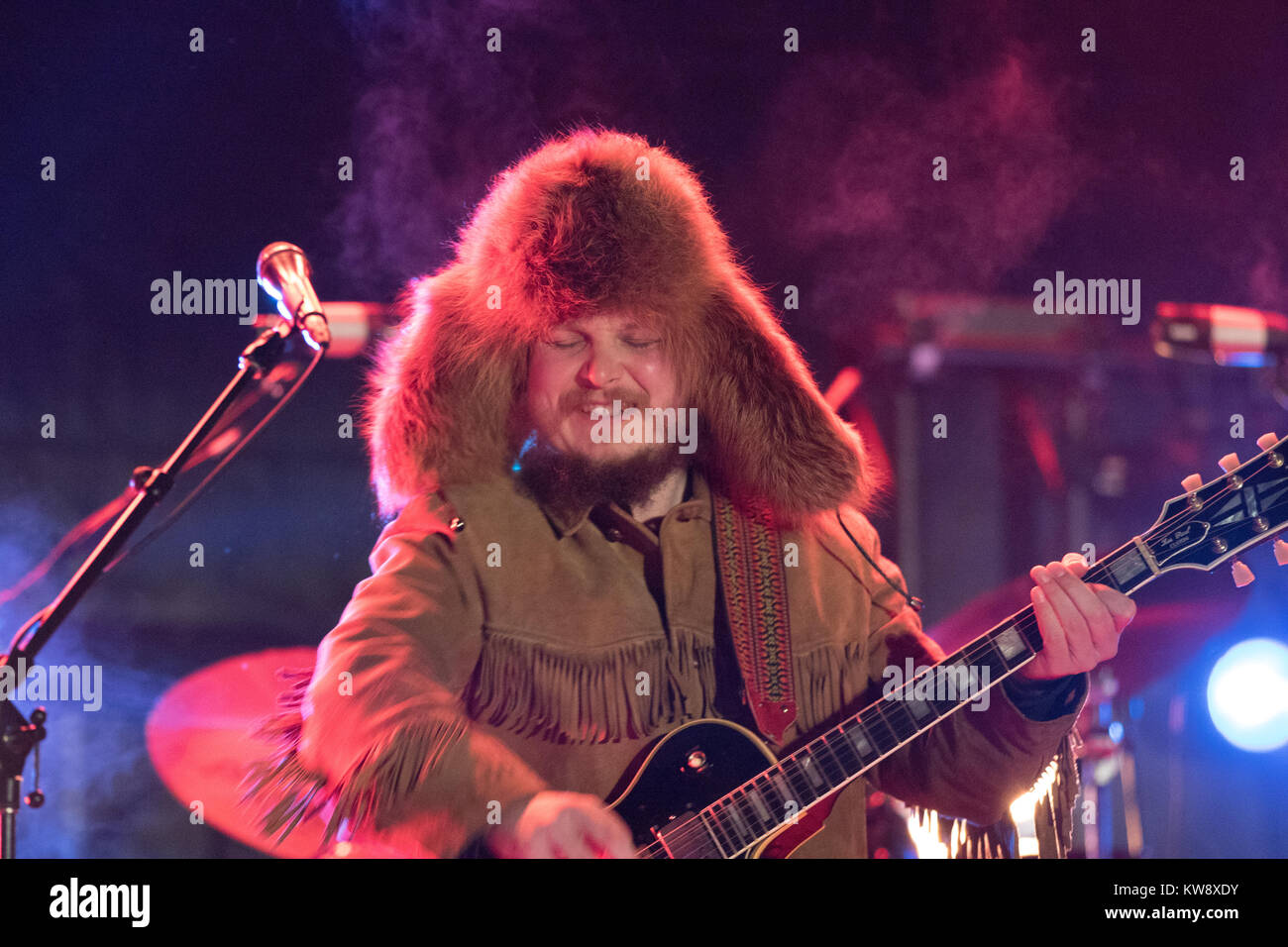 Brampton, Kanada. 31 Dez, 2017. Die Schafe Hunde Schlagzeile Silvester in Brampton. Die Schafe Hunde spielen ein tolles Set. Quelle: VNR Fotografie/Alamy leben Nachrichten Stockfoto
