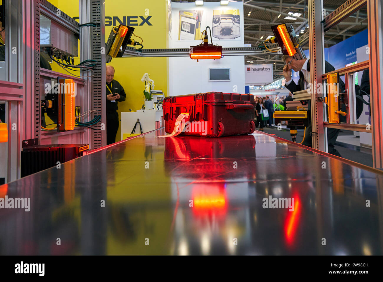 Ausstellung München, 10. Oktober 2017 Gepäck unter X-Ray Screening der Inter Airport Europe 2017, der führenden Messe für den Flughafen Industrie, Ausrüstung Stockfoto