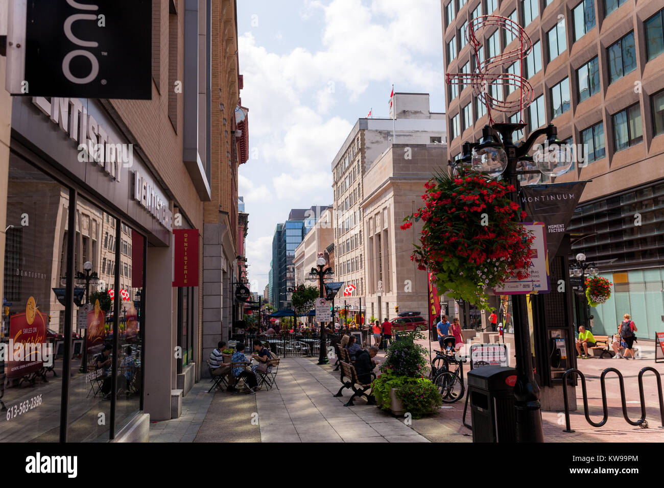 Sparks Street in Ottawa, Ontario, Kanada, ist eine Straße nur für Shopping, keine Autos erlaubt sind auf der Straße zu fahren. Stockfoto