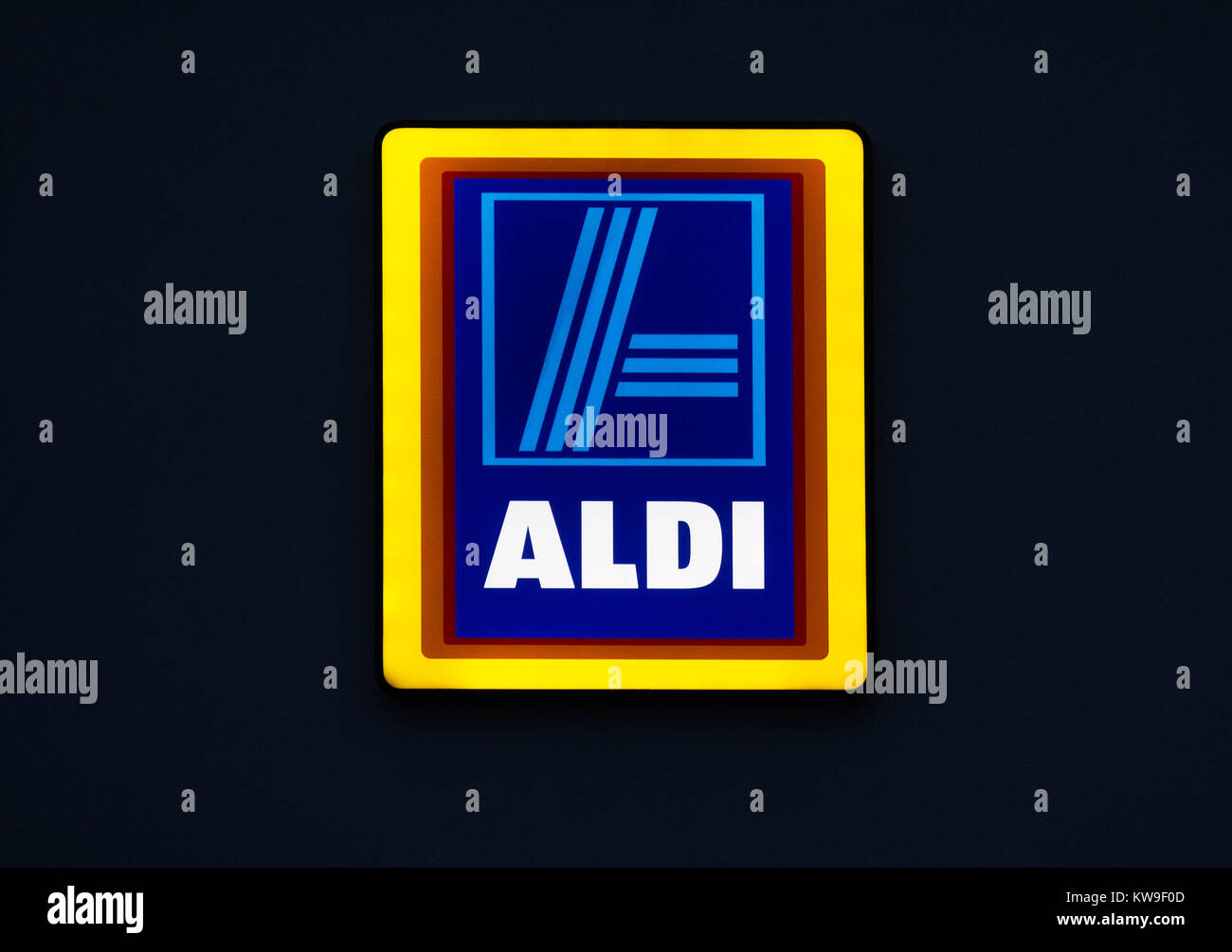 Aldi Store anmelden Logo Neon Licht Stockfoto
