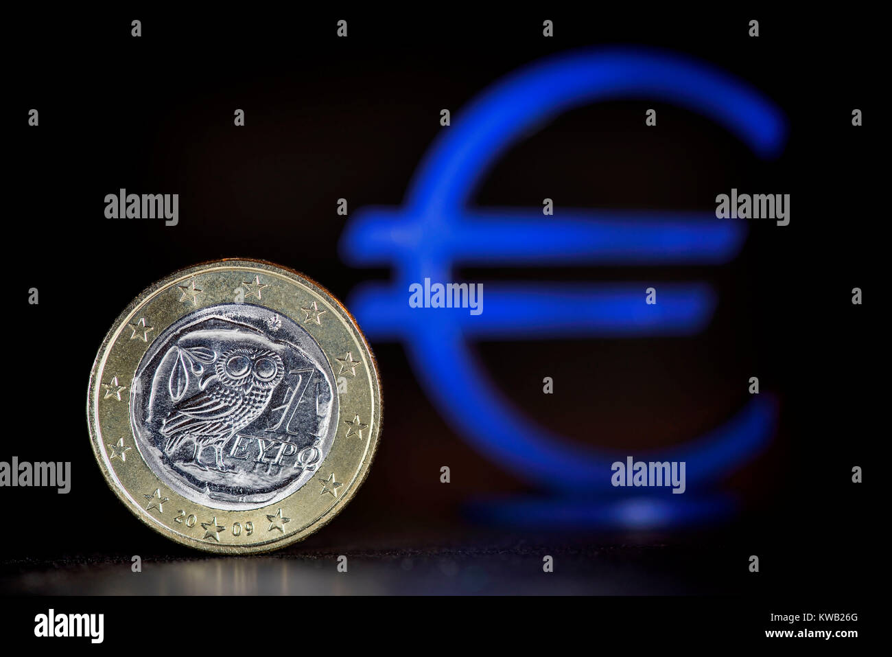 Griechische euro-Münze ein und eurosign, griechischen Ein-Euro-M?nze und Eurozeichen, griechischen Ein-Euro-Muenze und Eurozeichen Stockfoto
