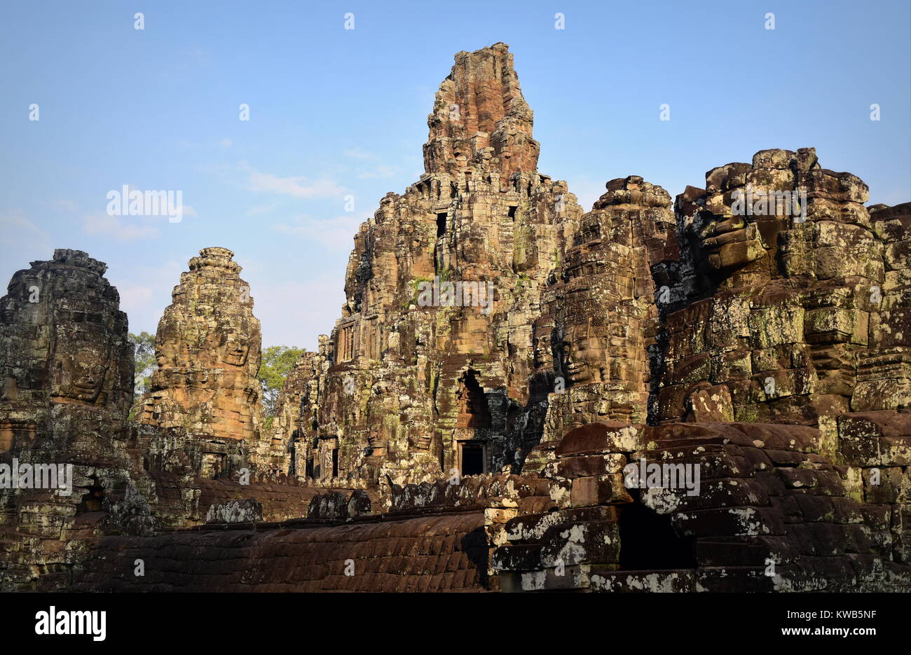 Bayon buddhistischen Tempel alte steinerne Gesicht Türme, Angkor Thom, Kambodscha Stockfoto