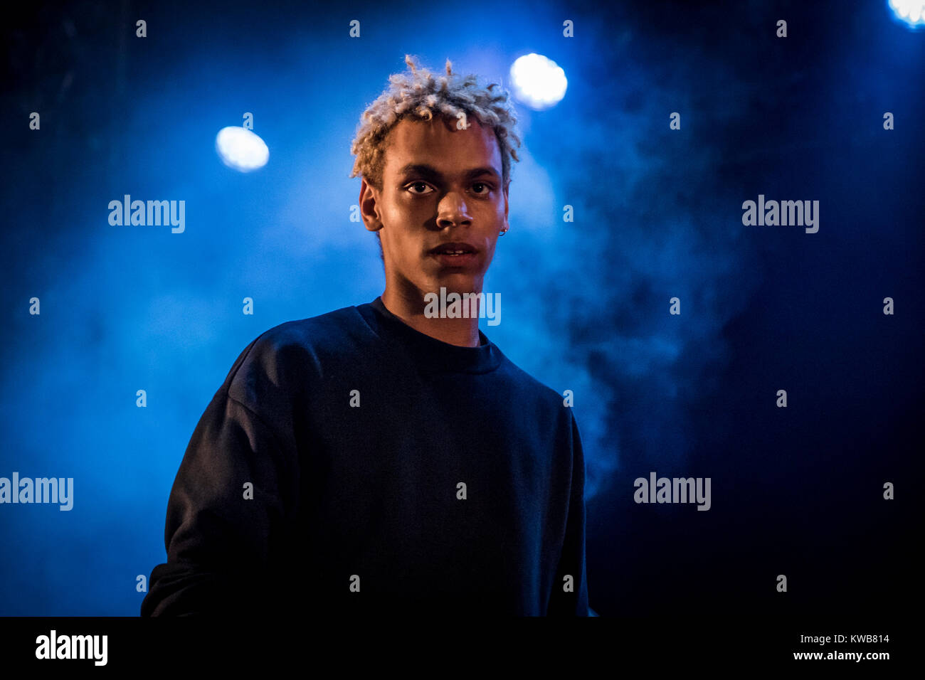 Die Danische Band Liss Live Bei Den Danish Music Festival 2016 Smukfest Fuhrt Hier Sanger Soren Holm Ist Live Auf Der Buhne Gesehen Danemark 03 08 2016 Stockfotografie Alamy