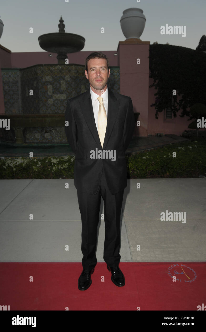 DELRAY Beach, FL - November 06: Scott Foley besucht die Chris Evert und Raymond James Cocktail Empfang bei Boca Raton Resort & Club am 6. November 2010 in Boca Raton, Florida. Personen: Scott Foley Stockfoto