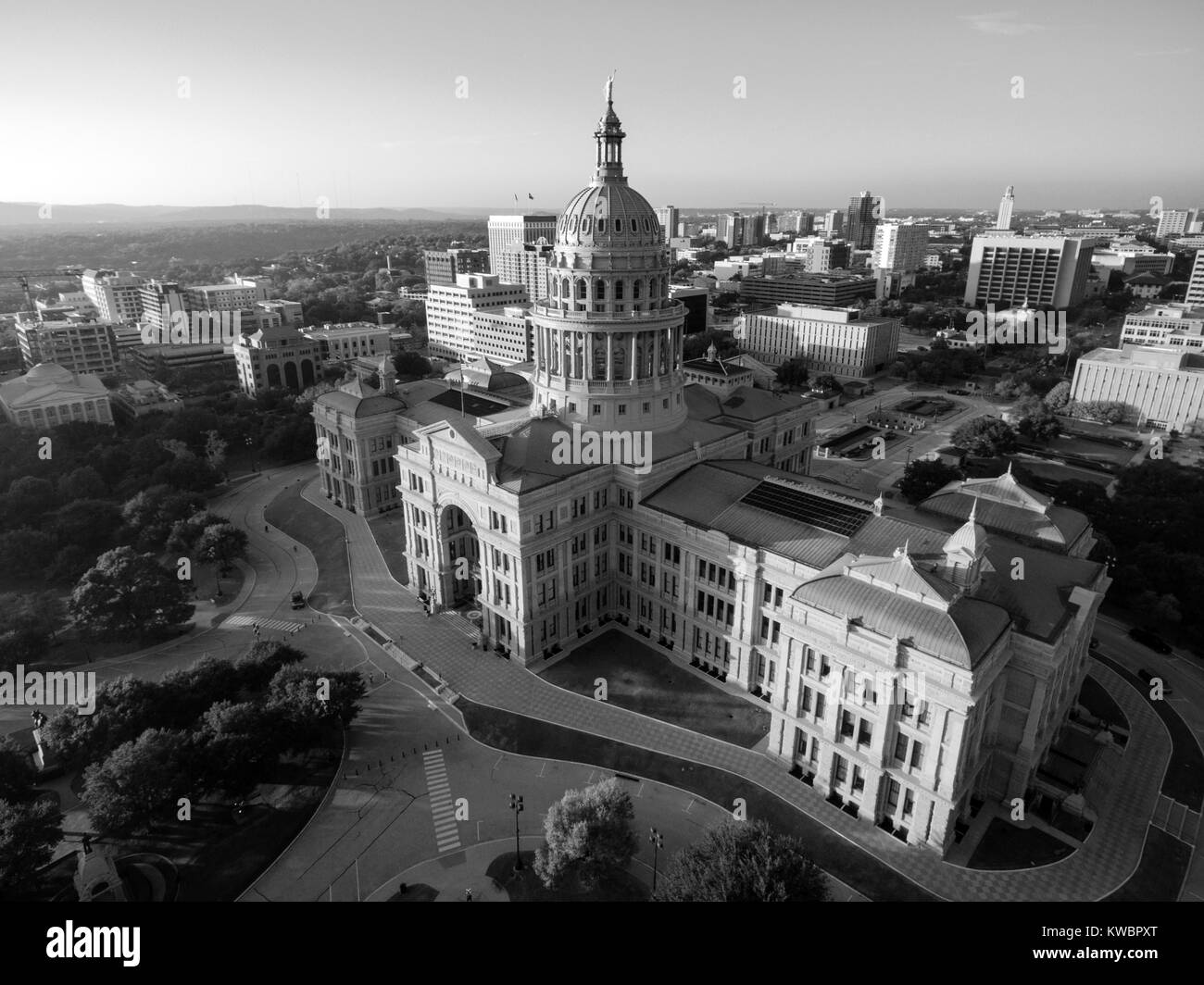Luftaufnahme des Texas Capital Building und Austin zurück zur Universität Stockfoto