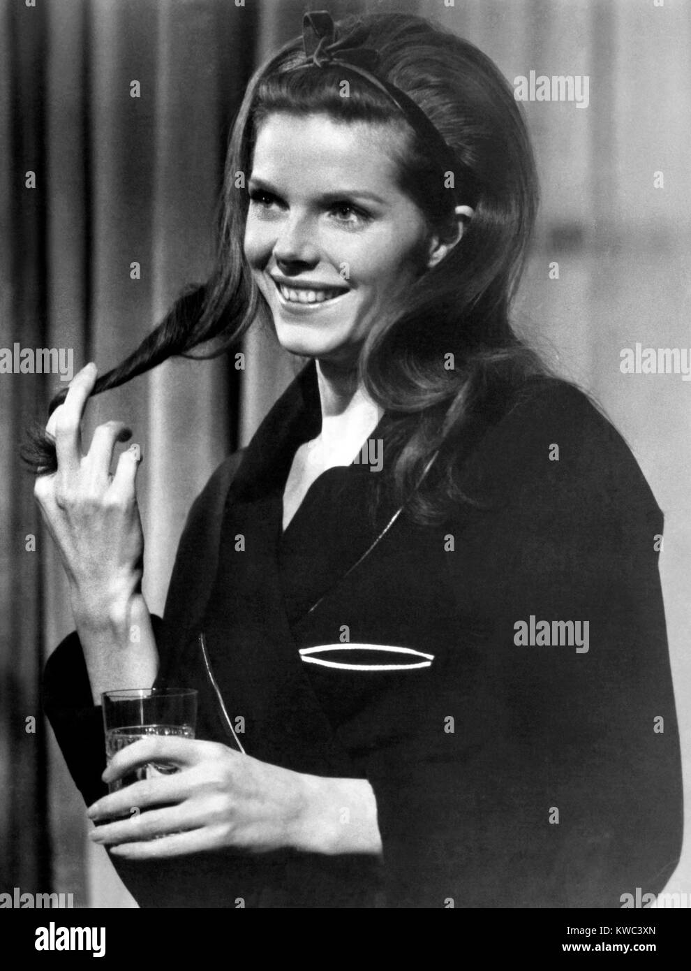 ZURÜCK aus der Asche, Samantha Eggar, 1965 Stockfoto