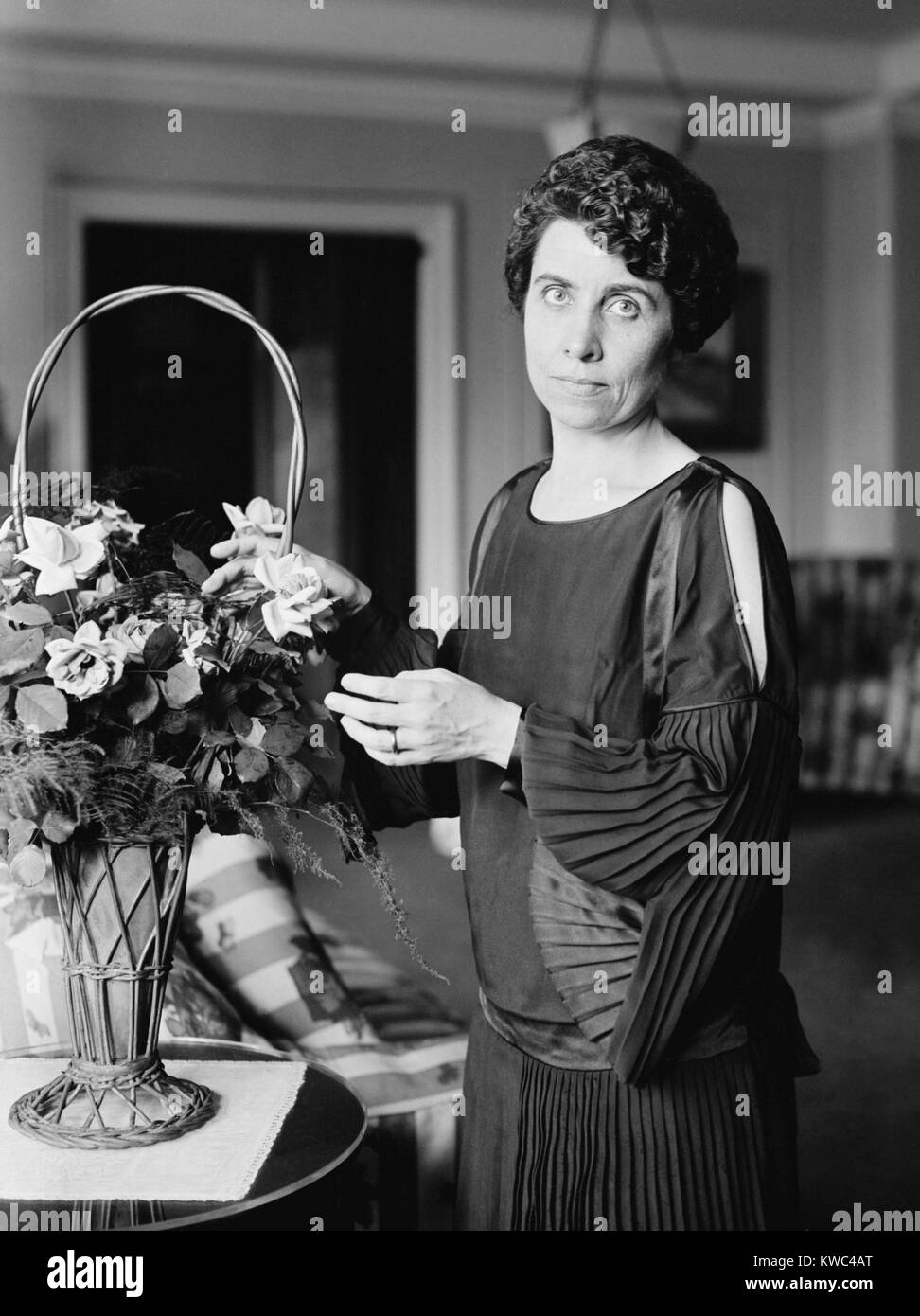 First Lady Grace Coolidge vier Tage nach dem Tod von Präsident Warren Harding. August 6, 1923. Foto wurde vermutlich in der Suite des Coolidge im Willard Hotel genommen. (BSLOC 2015 15 155) Stockfoto