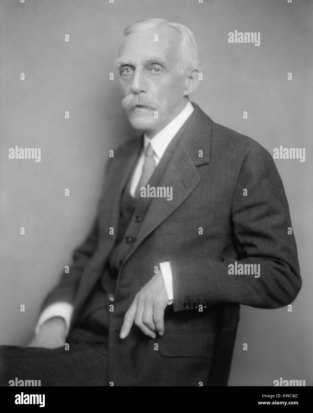Andrew Mellon diente als Finanzminister von 1921 bis 1932. Seine Abteilung Treasury ausgeführt lustlos Durchsetzung der Prohibition. (BSLOC 2015 15 55) Stockfoto