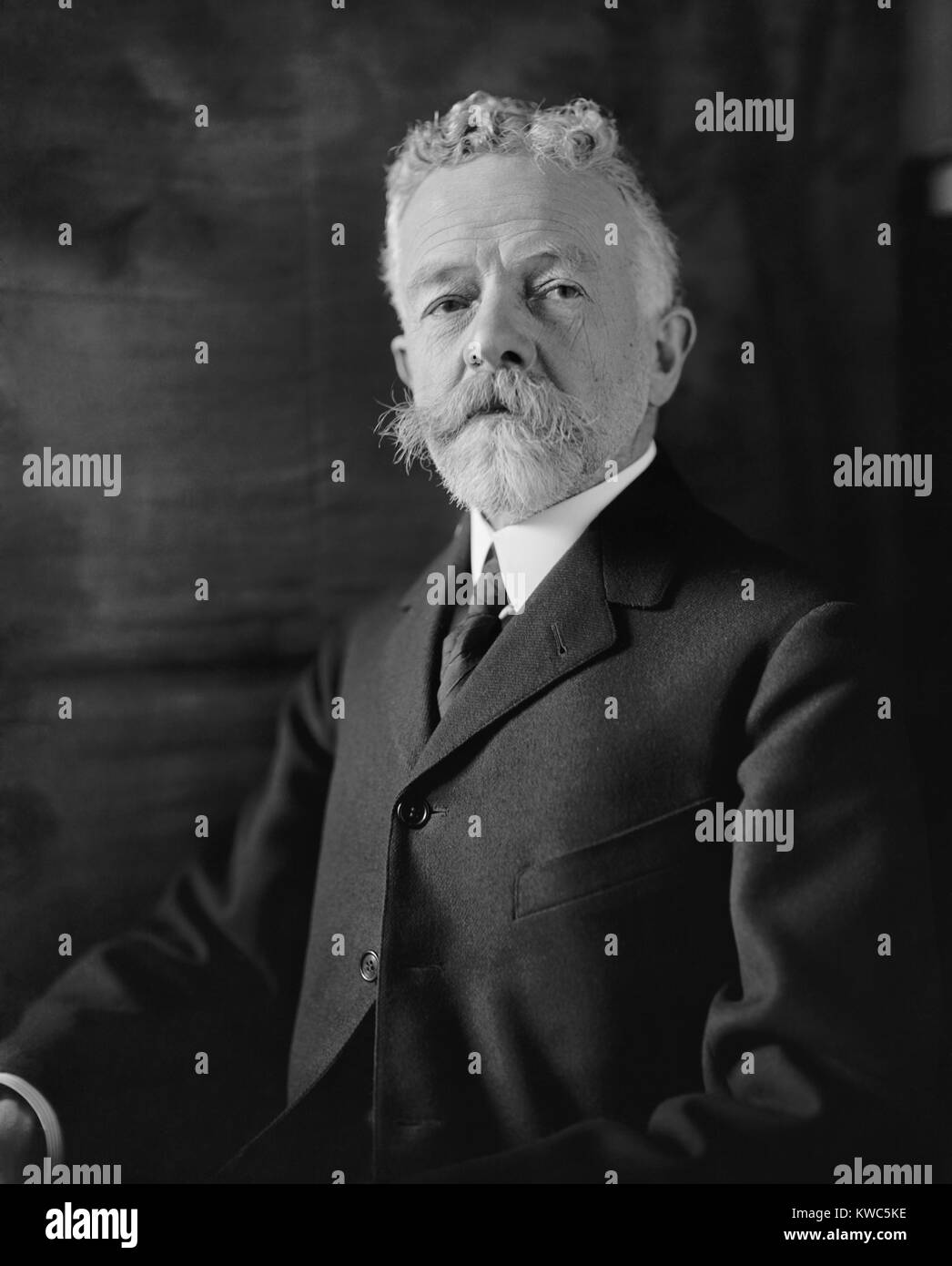 Henry Cabot Lodge, der republikanische Senator von Massachusetts, serviert von 1893-1924. Ca. 1920. Als Vorsitzender des Auswärtigen Ausschusses des Senats, er führt die Weigerung des Senats, den Vertrag von Versailles und US-Mitgliedschaft in der Liga der Nationen zu ratifizieren. (BSLOC 2015 15 193) Stockfoto