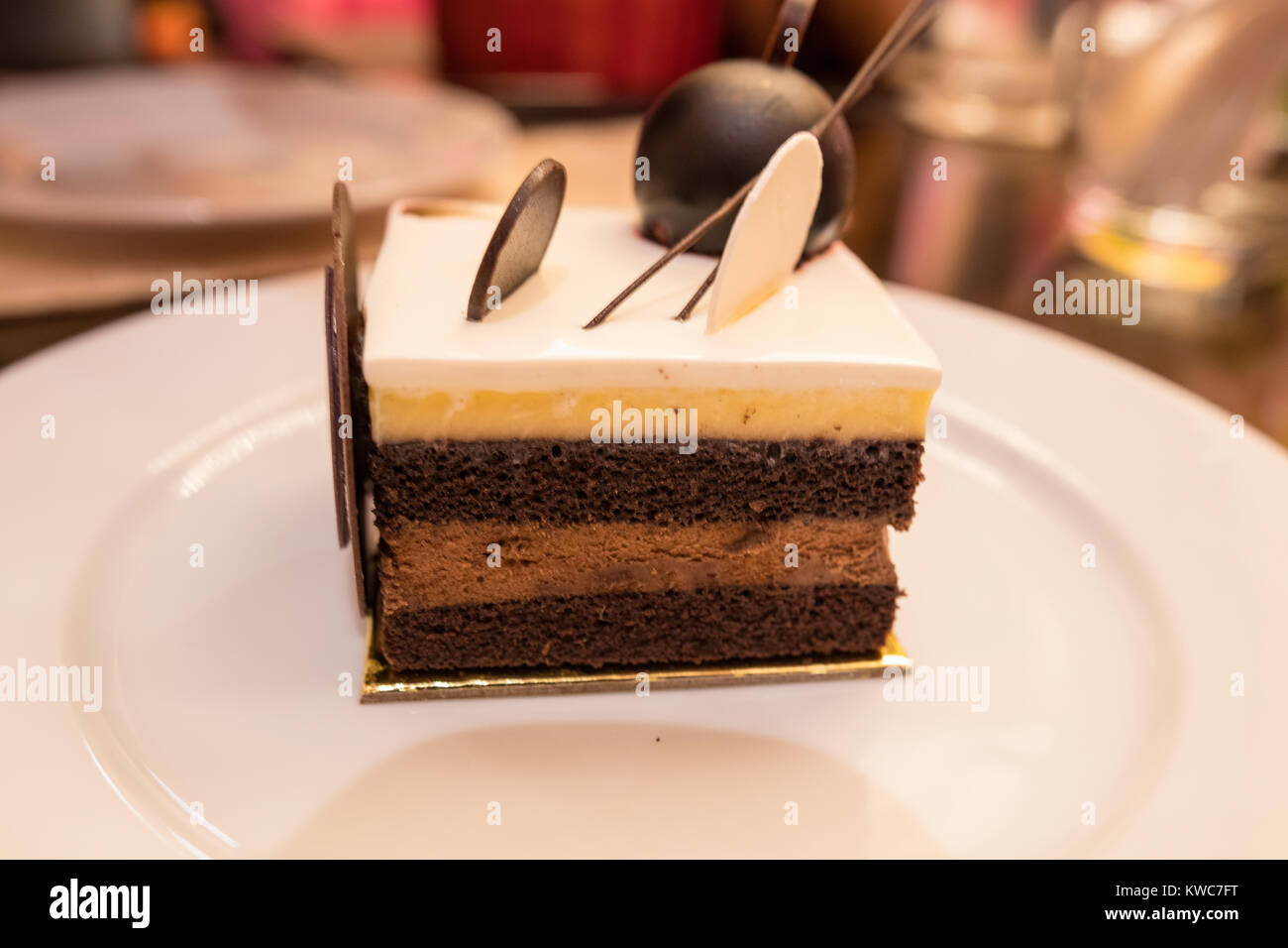 Cakalicious - essen Kuchen verchromt hohe Qualität kein Blitz Stockfoto