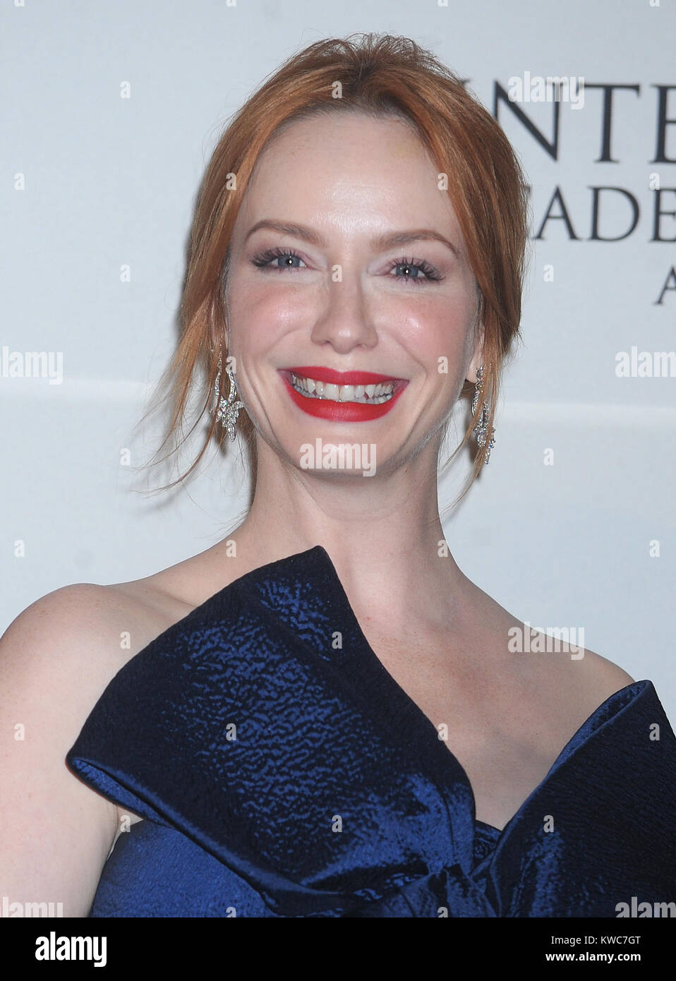 NEW YORK, NY - 24. NOVEMBER: Christina Hendricks besucht die 2014 Internationale Akademie für Fernsehen Kunst und Wissenschaften Auszeichnungen beim New York Hilton am 24. November 2014 in New York City People: Christina Hendricks Stockfoto