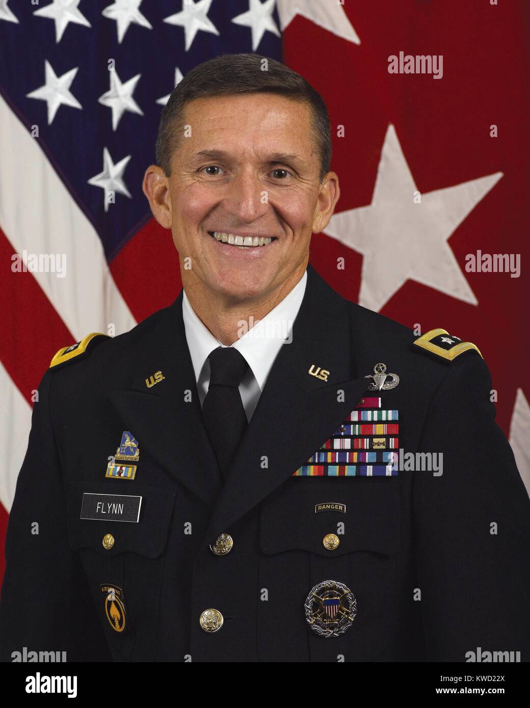 Generalleutnant Michael T. Flynn, Direktor der Defense Intelligence Agency von Juni 2012 - August 2014. Nach einer kurzen Amtszeit als Präsident Donald Trumps National Security Advisor, wurde er zum Rücktritt gezwungen. Spät im Jahr 2017, wurde er angeklagt und schuldig zu Lügen das FBI (BSLOC 2017 20 108) Stockfoto